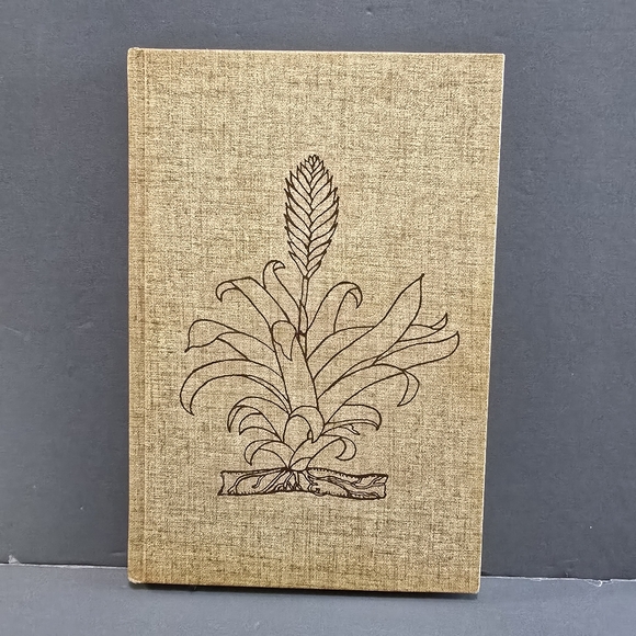 "Bromeliads in Color and Their Culture" Victoria Padilla 1966 - Picture 7 of 14